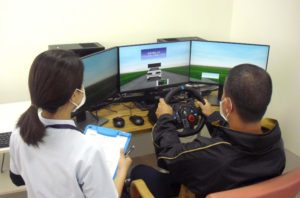 ドライビングシミュレーターの様子